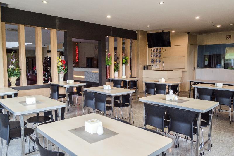 Aviari Hotel Batam Luaran gambar