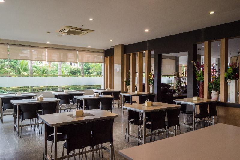 Aviari Hotel Batam Luaran gambar
